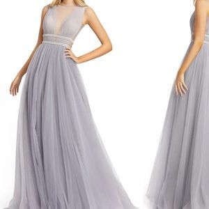 NWOT MAC DUGGAL Illusion Plunge Neck Tulle Ballgown